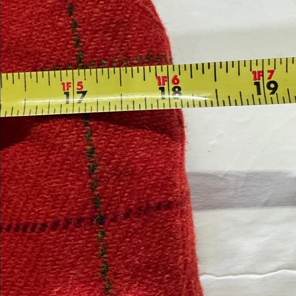 Jones New York Red Plaid Pencil Skirt 100% wool knee length professional holiday
